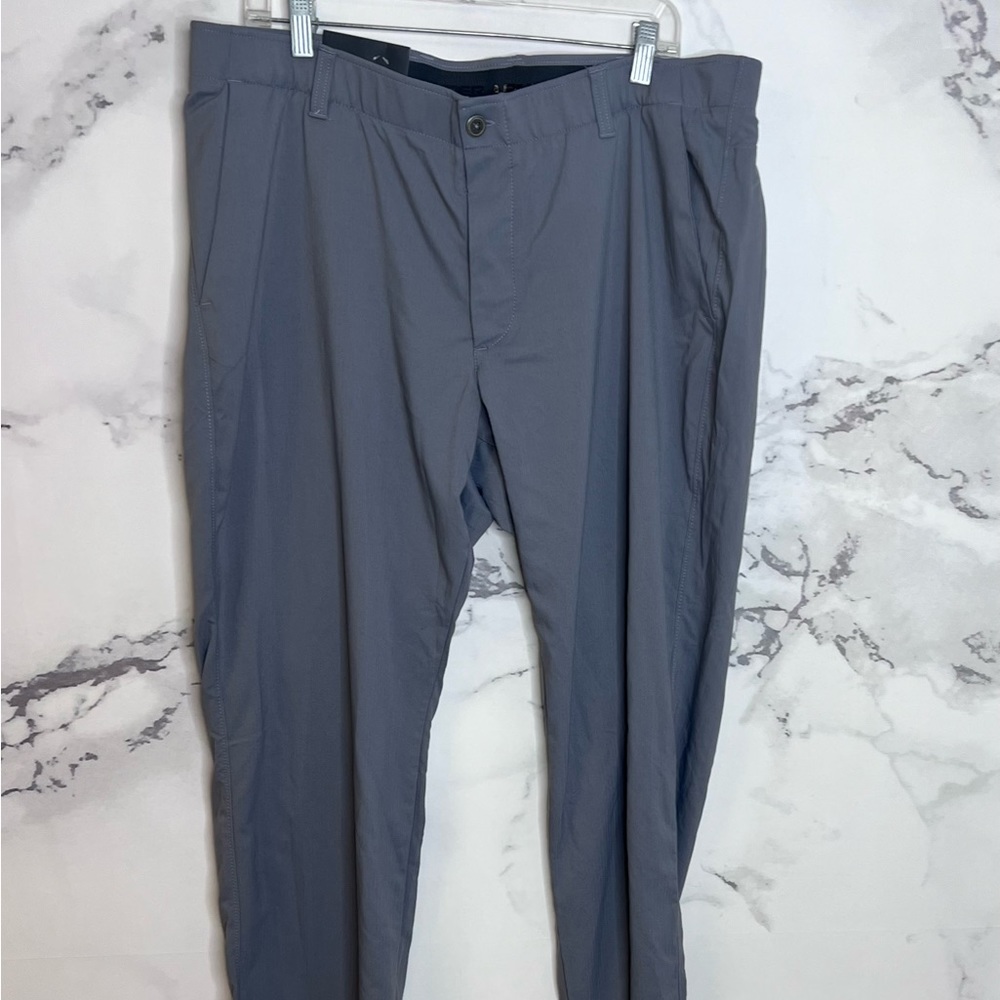 NWT Tags Men’s Under Armour Golf Pants Size 40